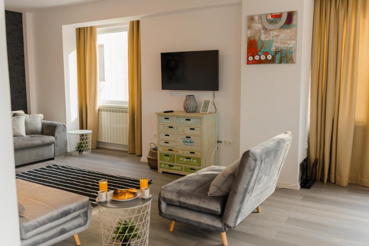 Penthouse With Huge Rooftop Terrace & City View Bucareste Exterior foto