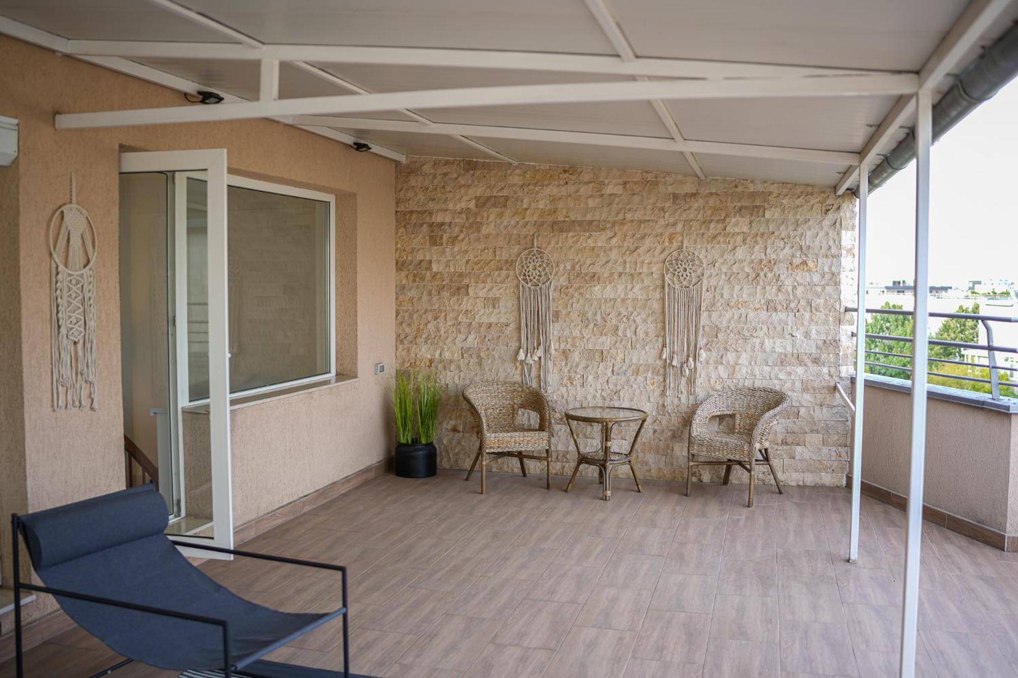 Penthouse With Huge Rooftop Terrace & City View Bucareste Exterior foto