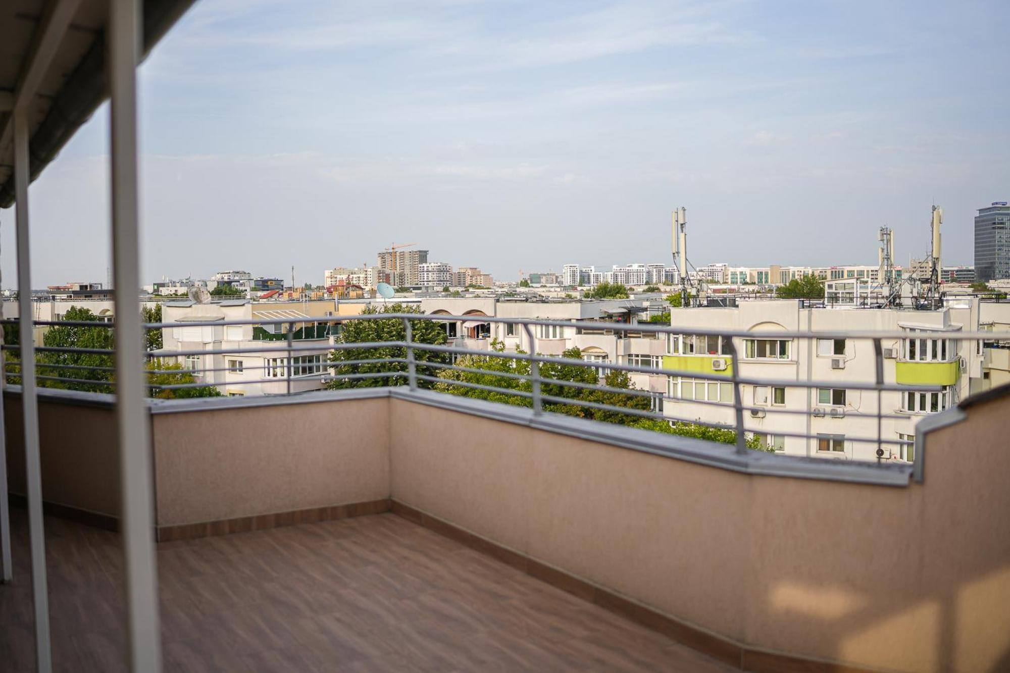 Penthouse With Huge Rooftop Terrace & City View Bucareste Exterior foto